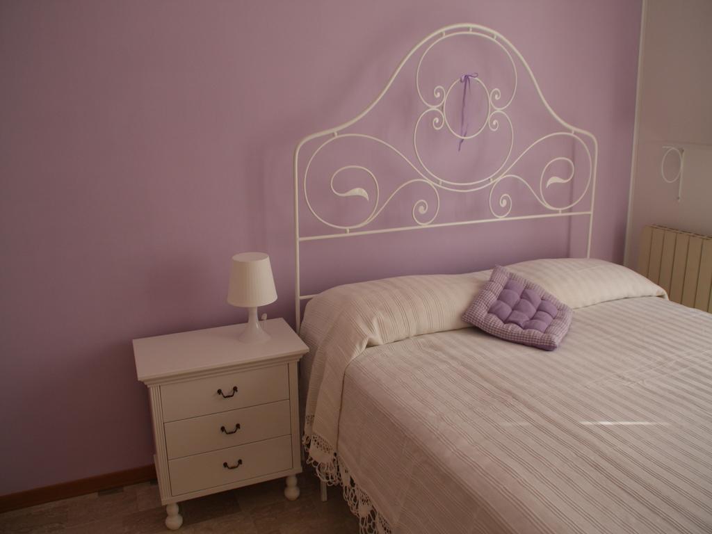 Cristina B&B Sassoferrato Phòng bức ảnh